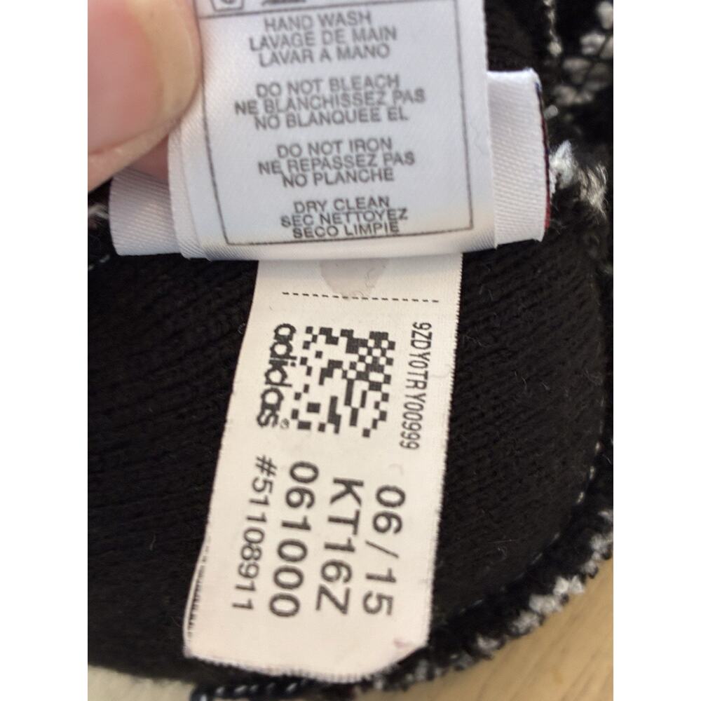 Adidas CHICAGO BULLS Beanie NBA NEW ERA KNIT POM Pom Nordic Ski Winter Hat Y2K - Picture 7 of 12